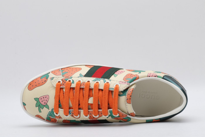 G*u*i low-top sneaker