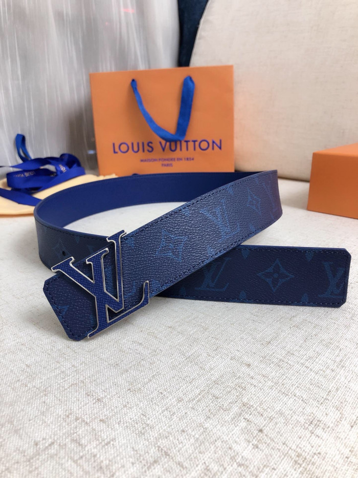 Loui Vuitto Belt-4CM