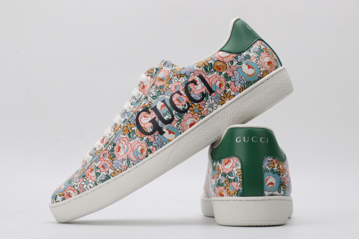 G*u*i low-top sneaker
