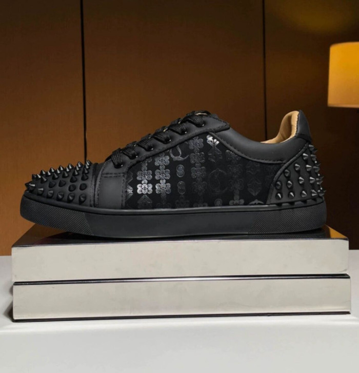 Ch**an louboutin l0*is junior spikes