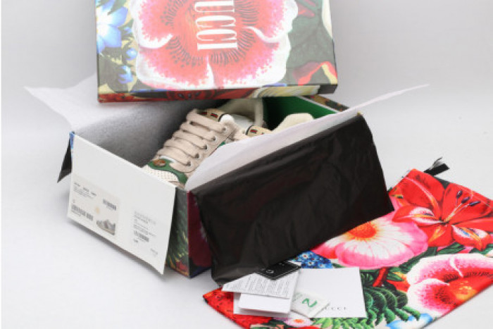 G*u*i ace embroidered low-top sneaker 9az1xj378j4