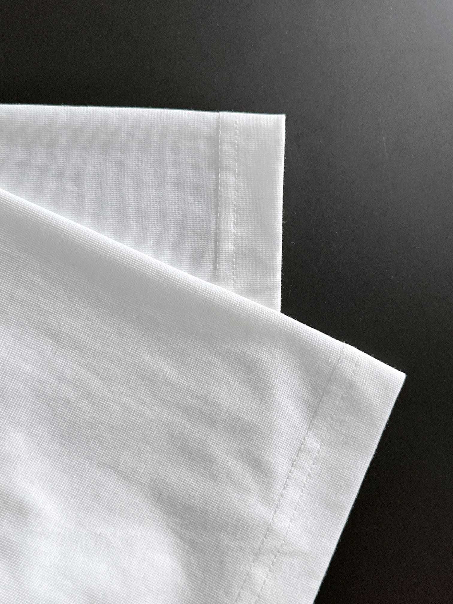 Ba*len*cia*ga t-shirts