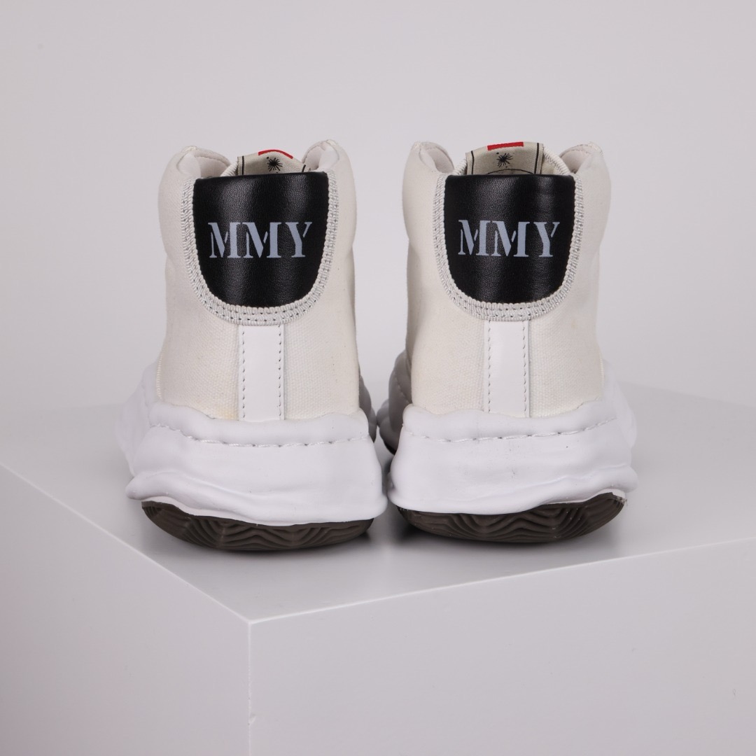 Ma*s*n mihara yasuhiro mmy sneaker