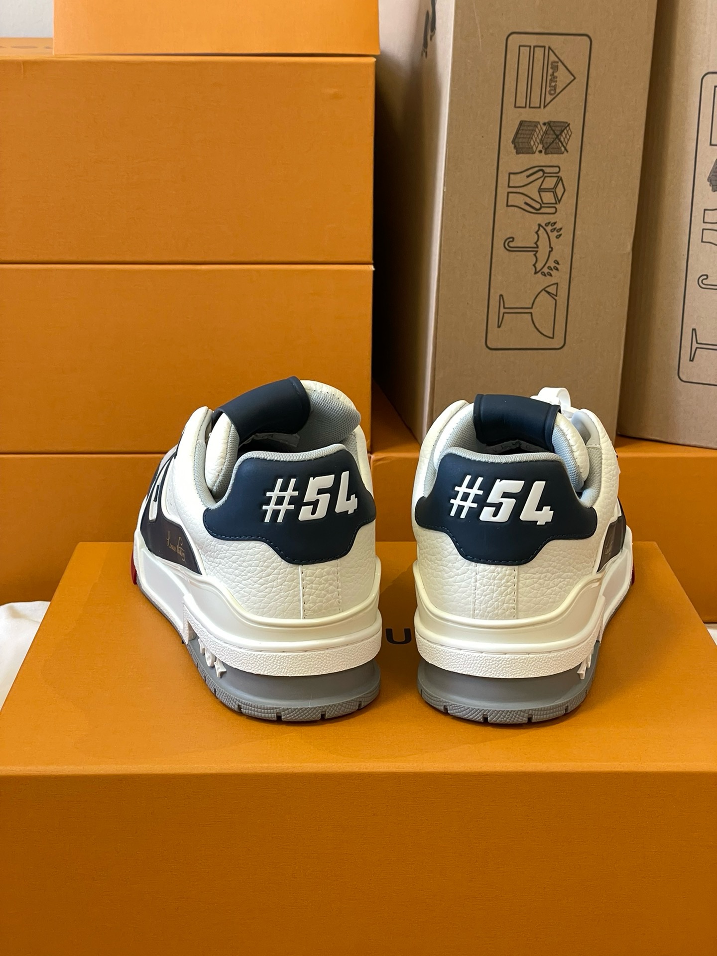 Loui Vuitto TRAINER SNEAKER